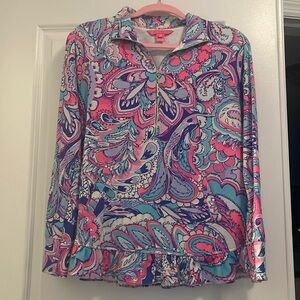 Sporty pull over with beautiful ruffeled bottom!!